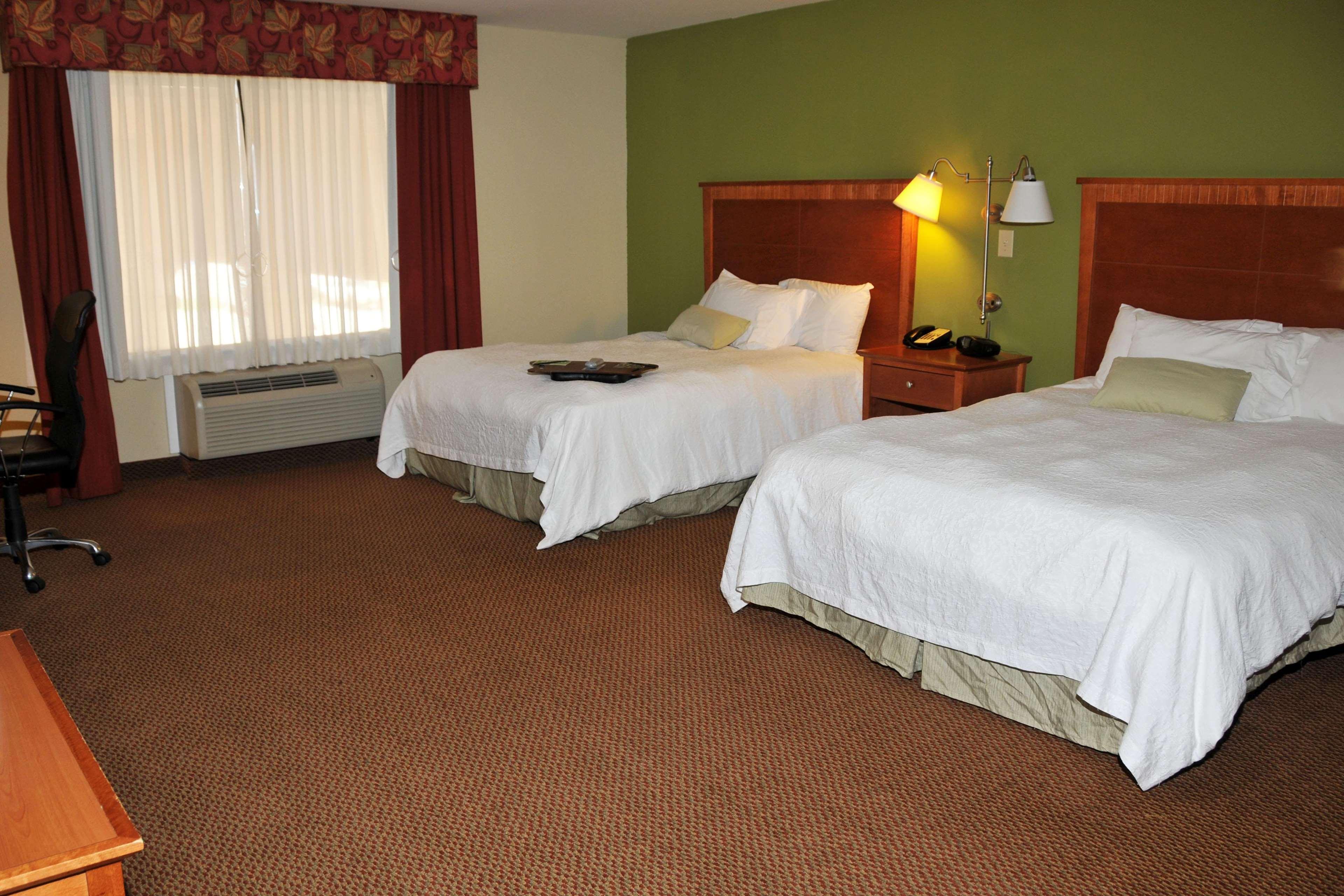 Hampton Inn Клинтон Номер фото